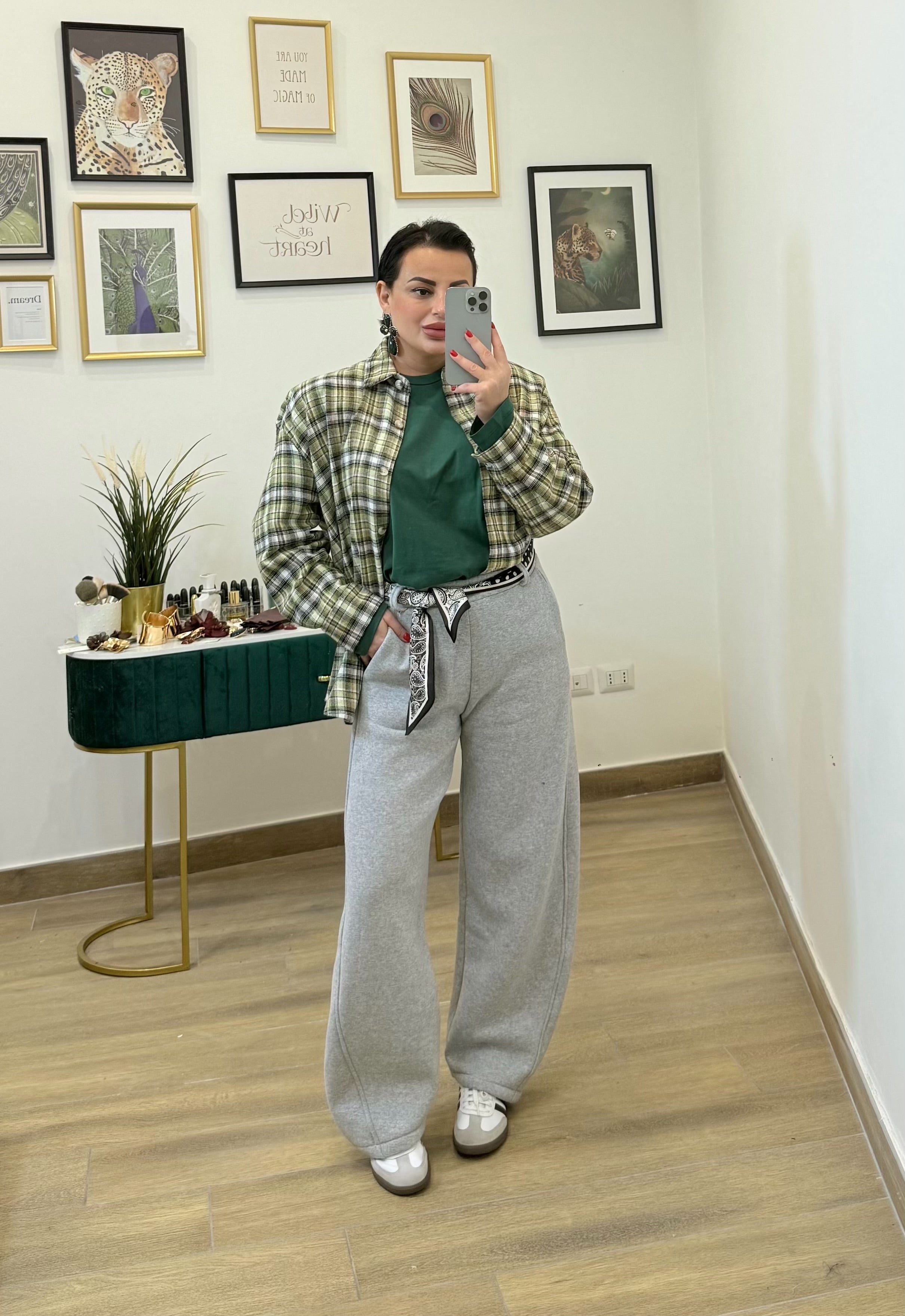 Panta tuta foular grigio