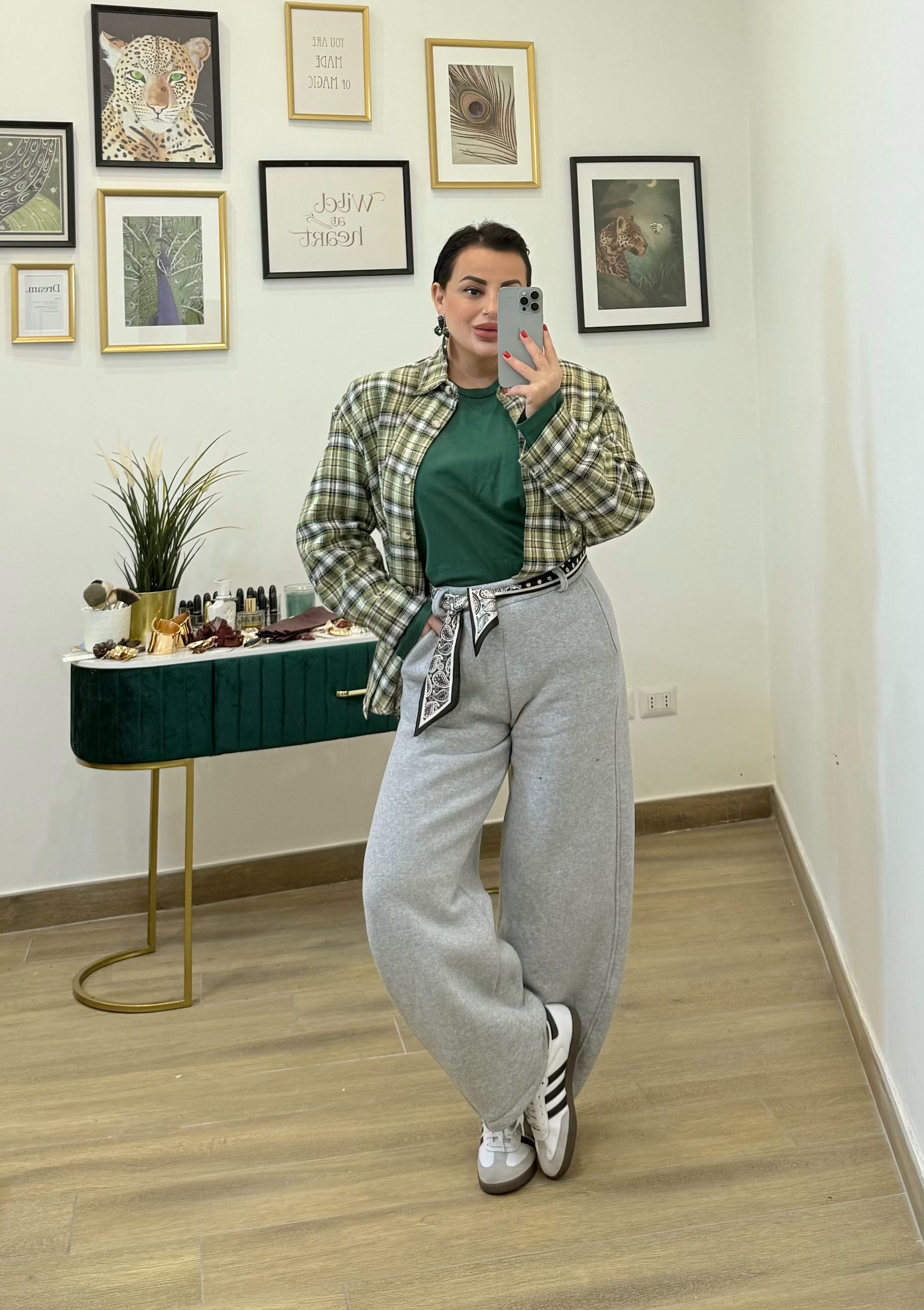 Panta tuta foular grigio