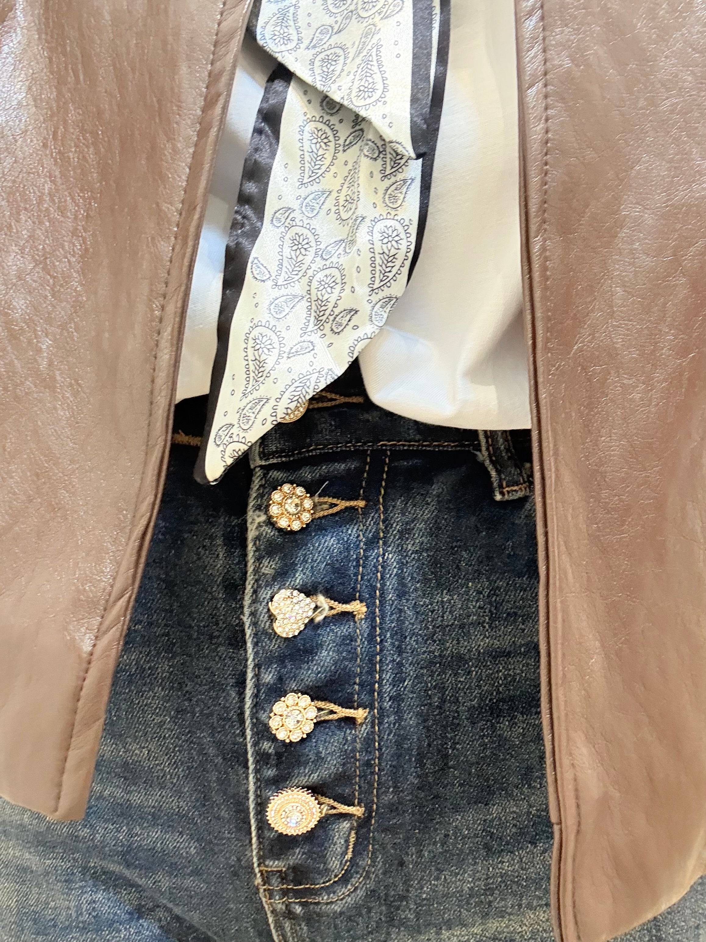 Jeans Bottoni Gioiello